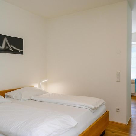 Appartement-Hotel Gh Zum Goldenen Schiff 엔스 외부 사진