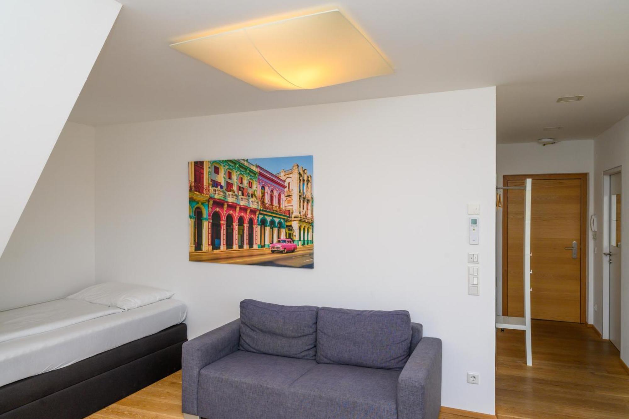 Appartement-Hotel Gh Zum Goldenen Schiff 엔스 외부 사진