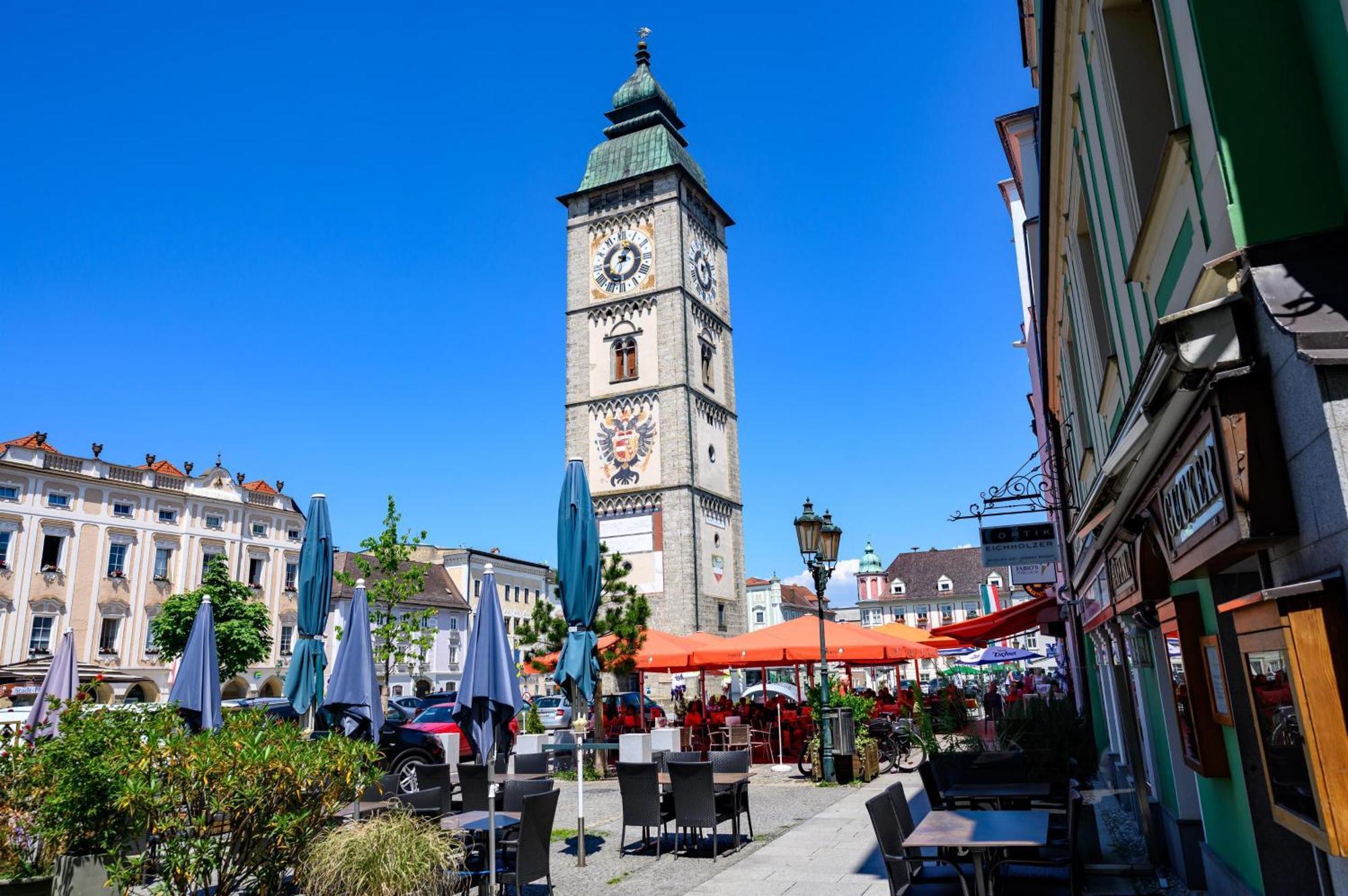 Appartement-Hotel Gh Zum Goldenen Schiff 엔스 외부 사진