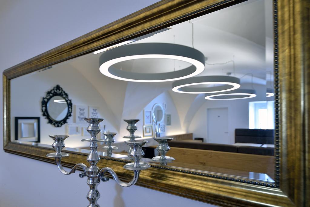 Appartement-Hotel Gh Zum Goldenen Schiff 엔스 외부 사진