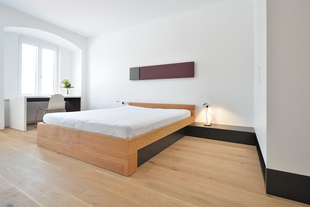 Appartement-Hotel Gh Zum Goldenen Schiff 엔스 외부 사진